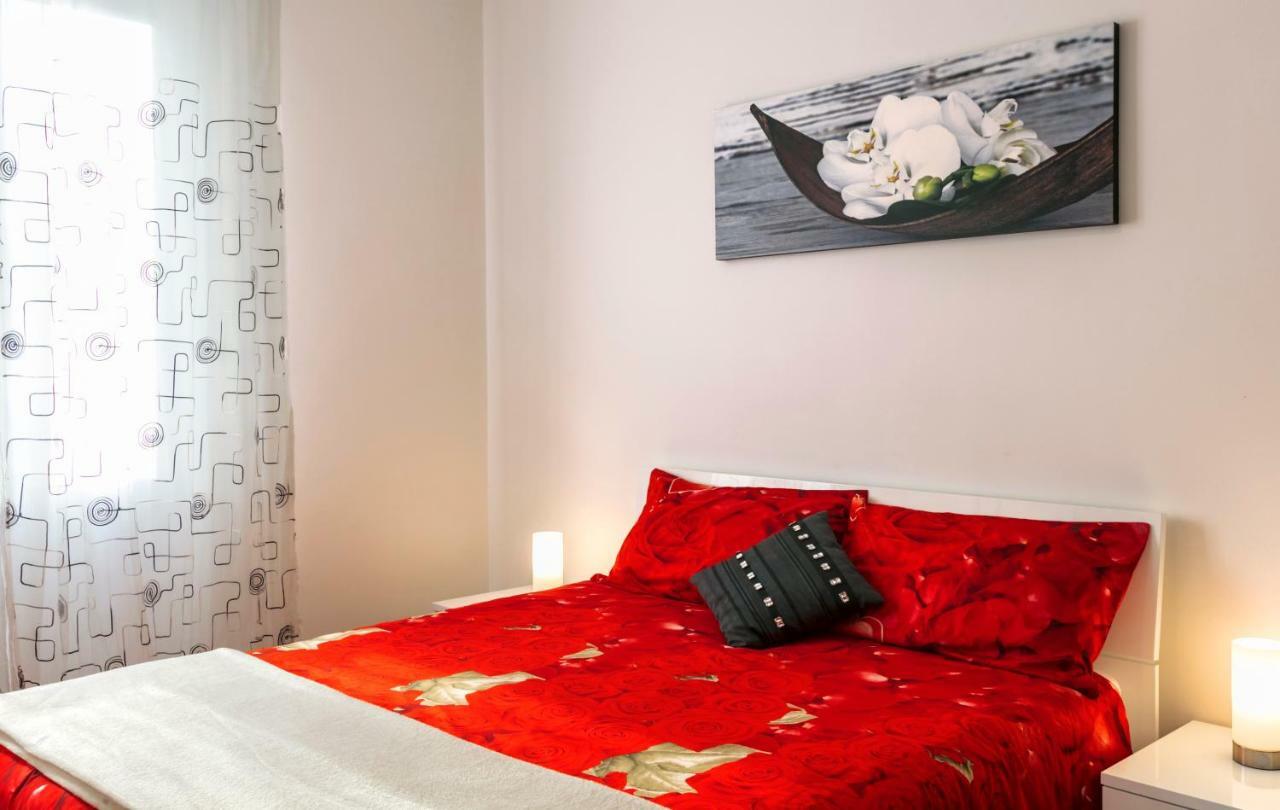 Bright House In * Milano